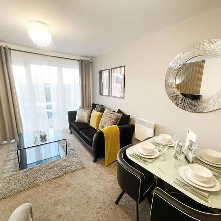 Cityfront Cosy Apt Near City Centre & Etihad Stadium, Free Parking แมนเชสเตอร์ ภายนอก รูปภาพ