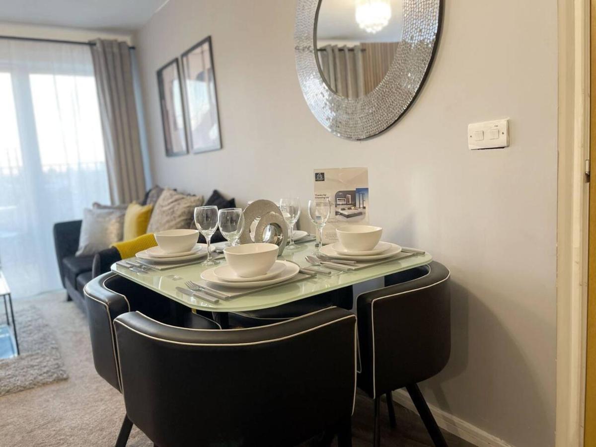 Cityfront Cosy Apt Near City Centre & Etihad Stadium, Free Parking แมนเชสเตอร์ ภายนอก รูปภาพ